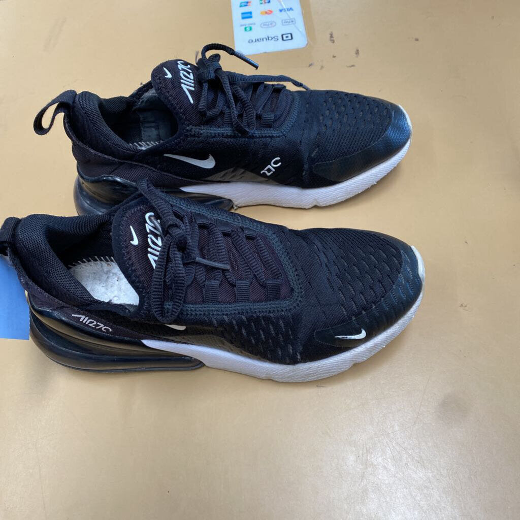 NIKE AIR 270 BLK/WHITE SHOES 6