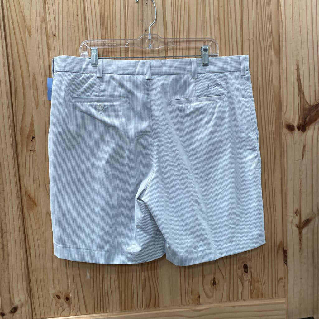 MENS NIKE GOLF SHORTS LT GREY/WHITE STRIPE 38