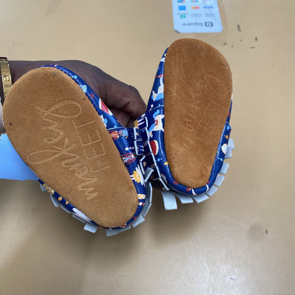 MONKEY FEET CHRISTMAS THEME SHOES BLUE 6/12M SPW