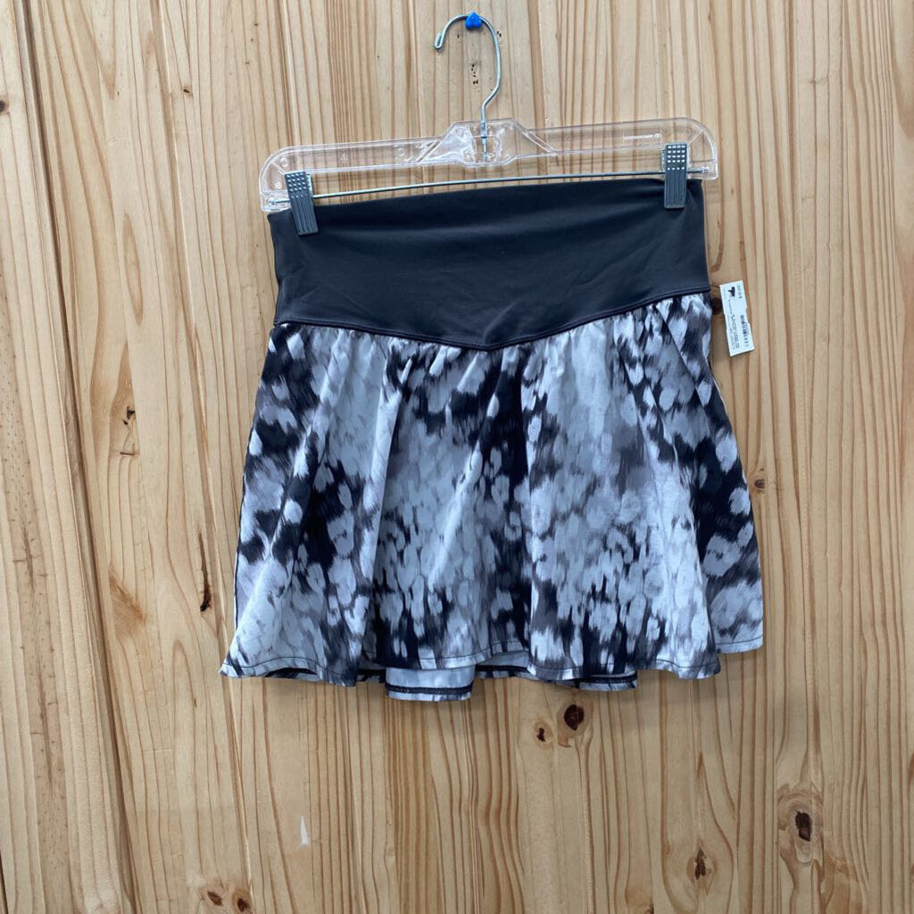 WOMENS OFFLINE SHORTS DK GREY/WHITE M