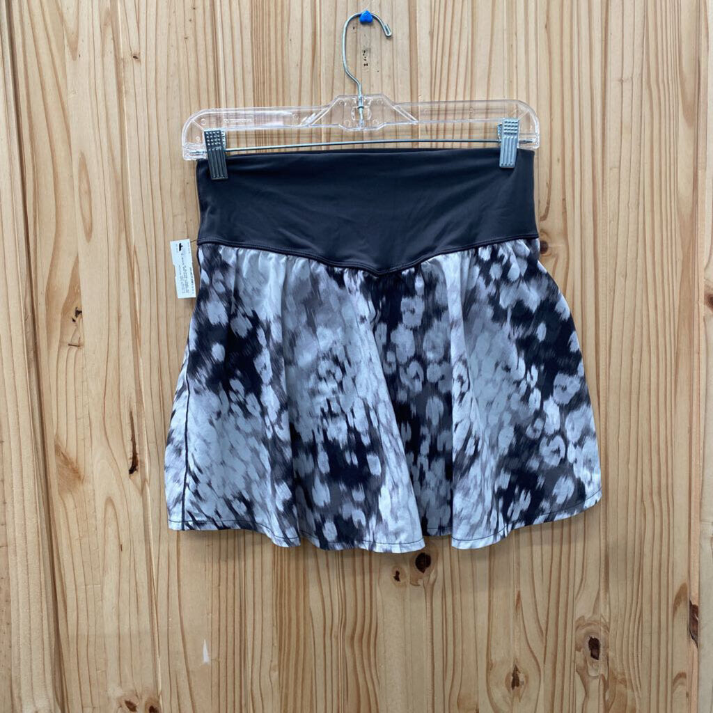 WOMENS OFFLINE SHORTS DK GREY/WHITE M