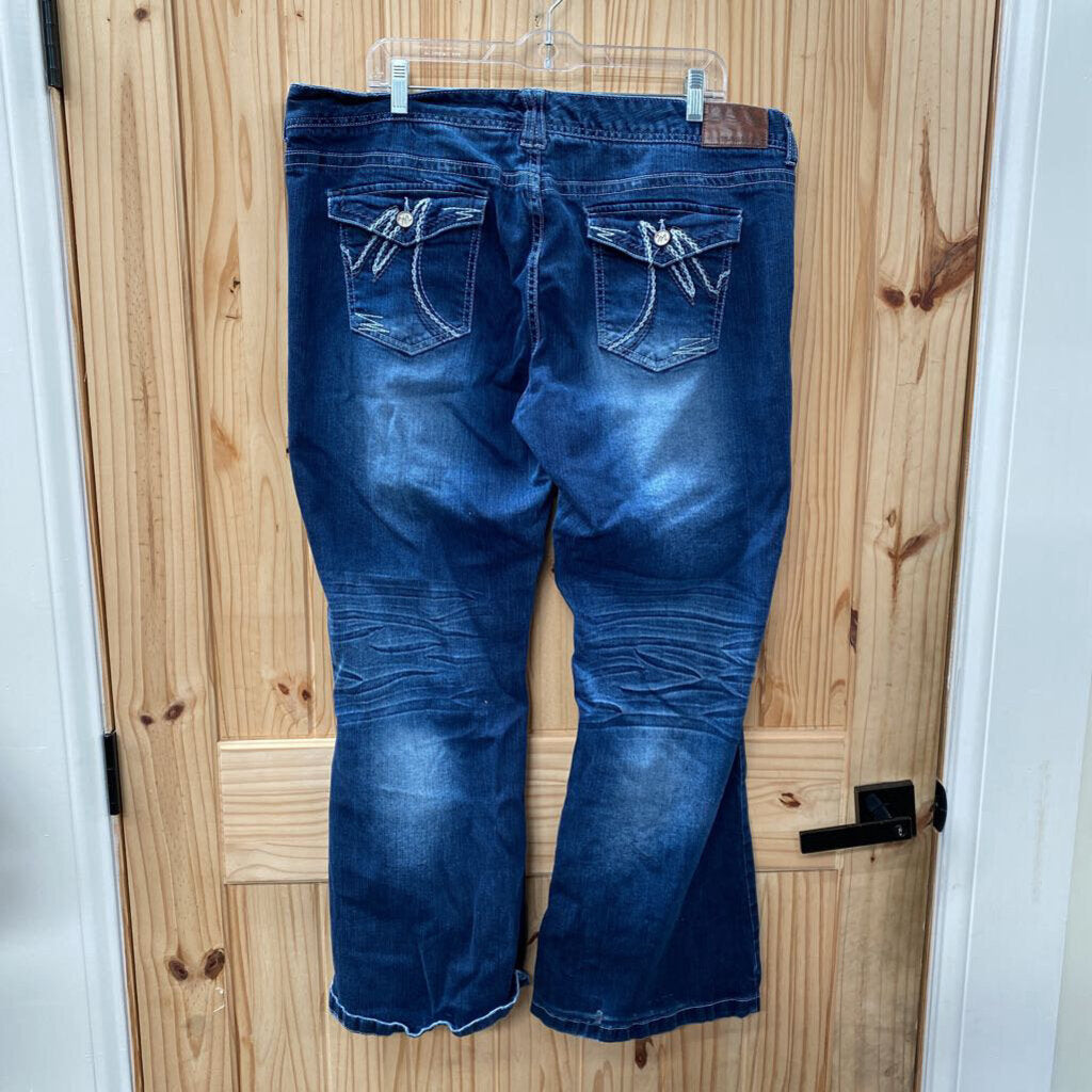 WOMENS MAURICES DK DENIM JEANS 17/18 SHORT