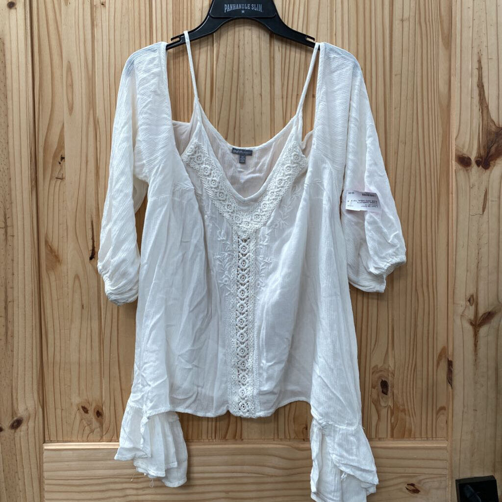 WOMENS CHAROLOTTE RUSSE WHITE CASUAL TOP M
