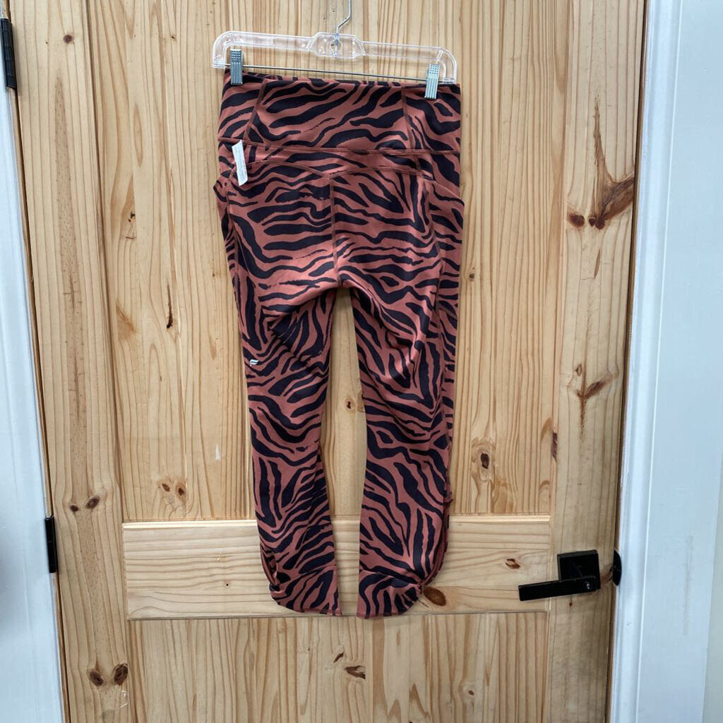 WOMENS FABLETICS LEGGINGS RED RUST/BLK M NWT
