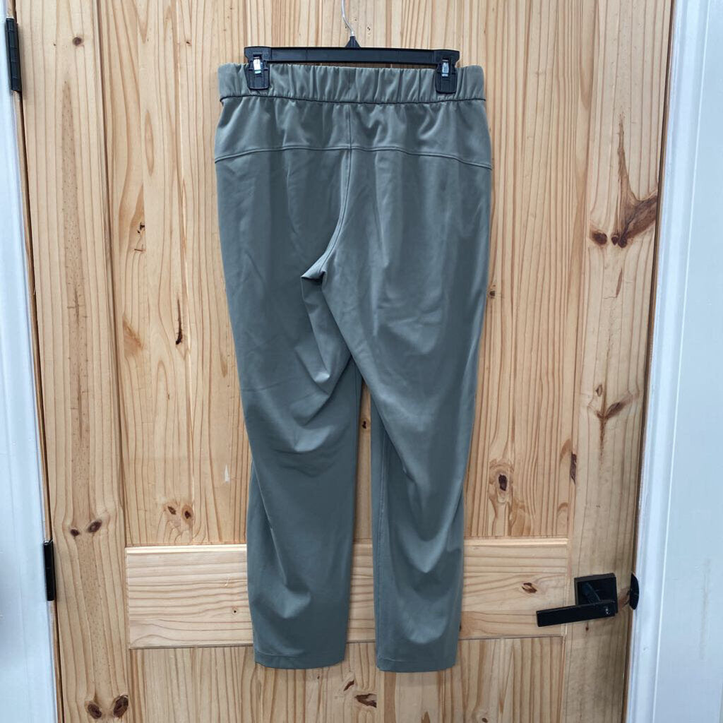 WOMENS LULULEMON OLIVE JOGGERS 6