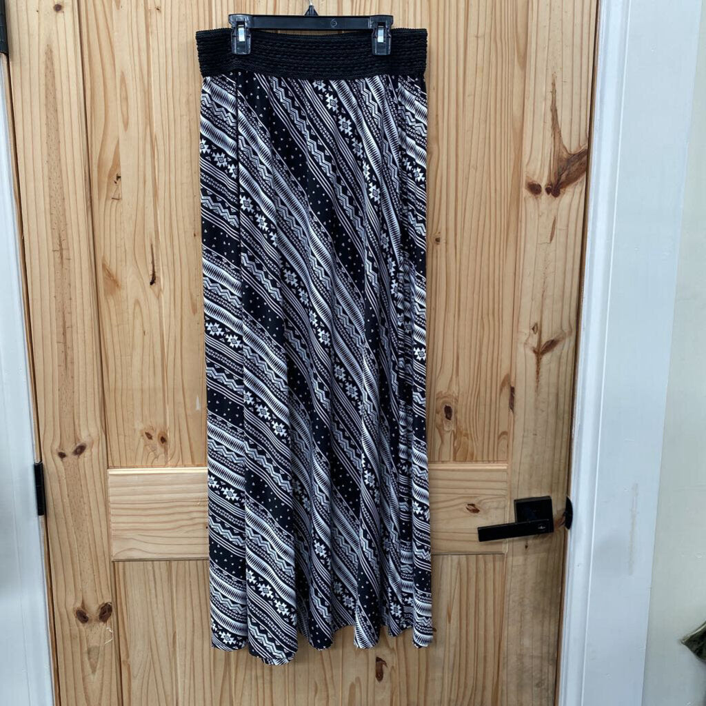 WOMENS ROBERT LOUIS BLK/WHITE CASUAL SKIRT M NWT