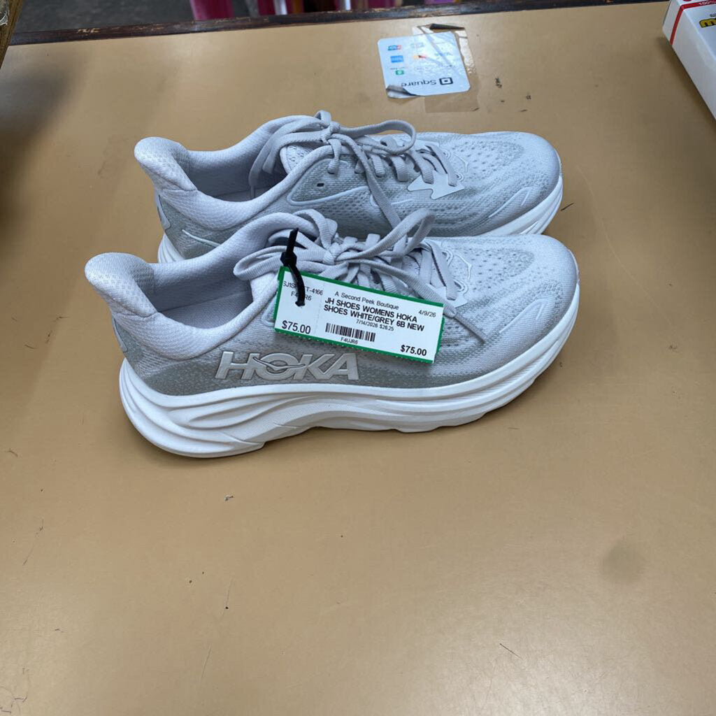 WOMENS HOKA SHOES WHITE/GREY 6B NEW