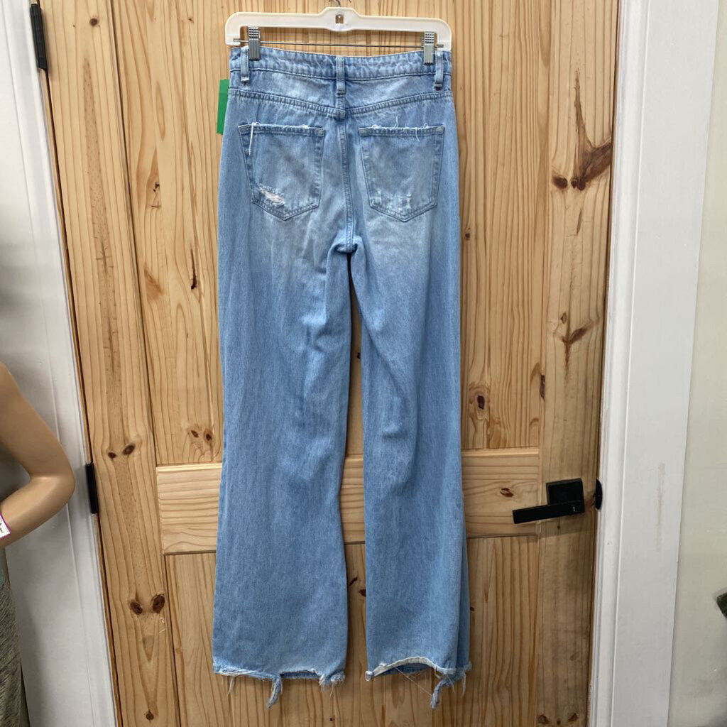 WOIMENS FLYING MONKEY LT DENIM DIST. JEANS 25