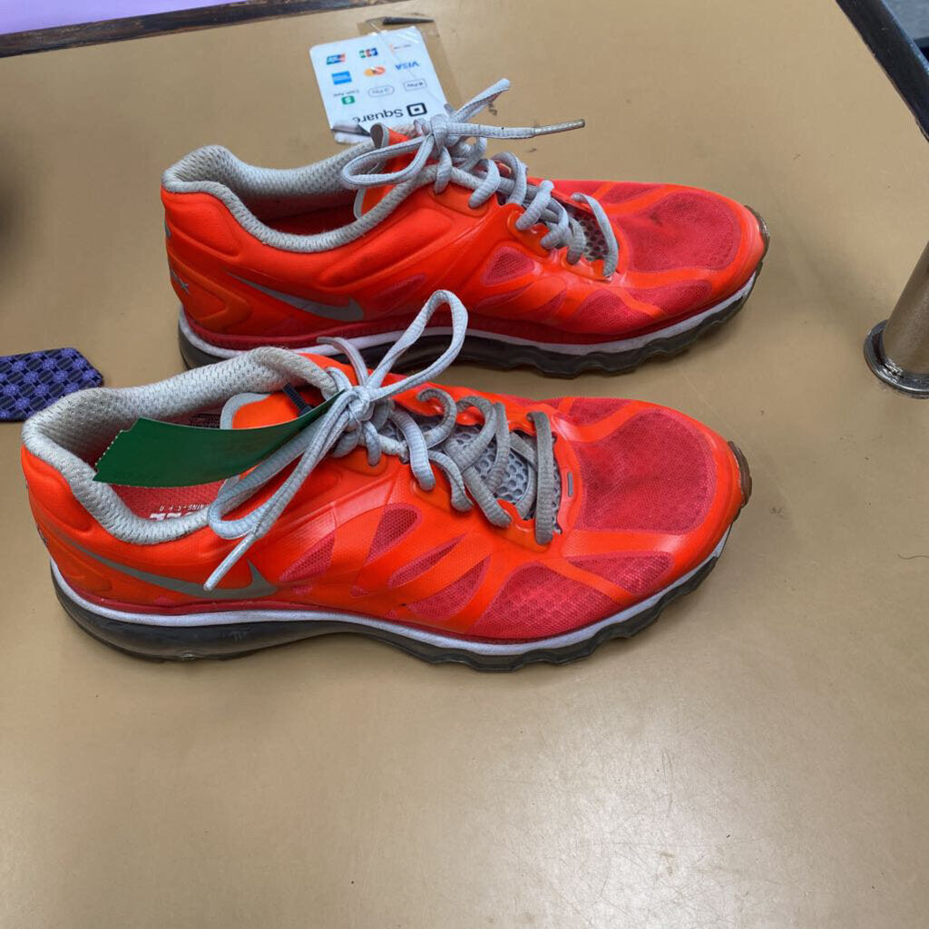 WOMENS AIR MAX RED/WHITE 7.5