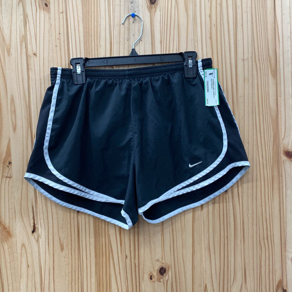 WOMENS NIKE SHORTS BLK/WHITE L