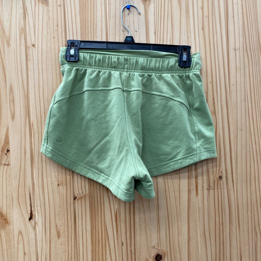 WOMENS LULULEMON SAGE SHORTS 2