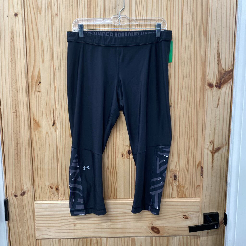 WOMENS UNDER ARMOUR BLK CAPRIS XL