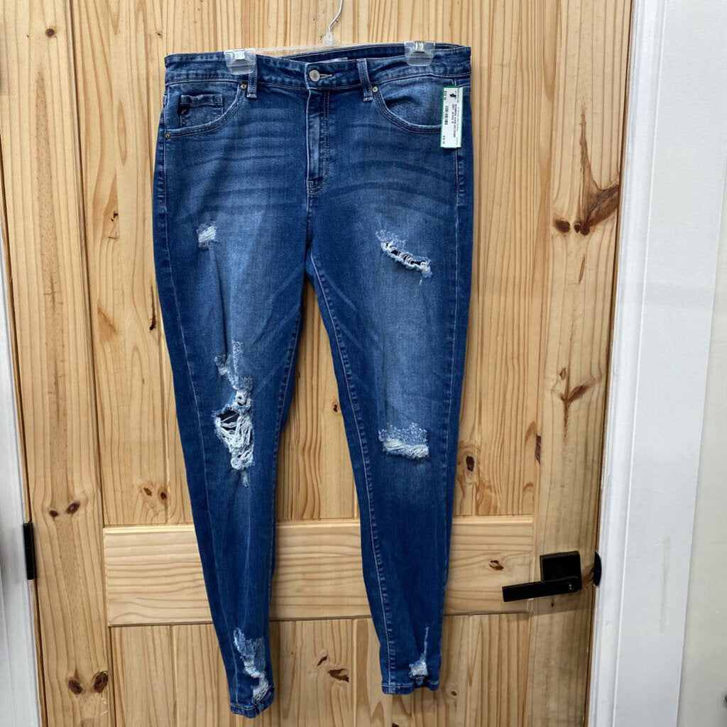 WOMENS KANCAN DENIM DIST. JEANS 15