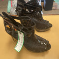 BLK LACE HEELS 10