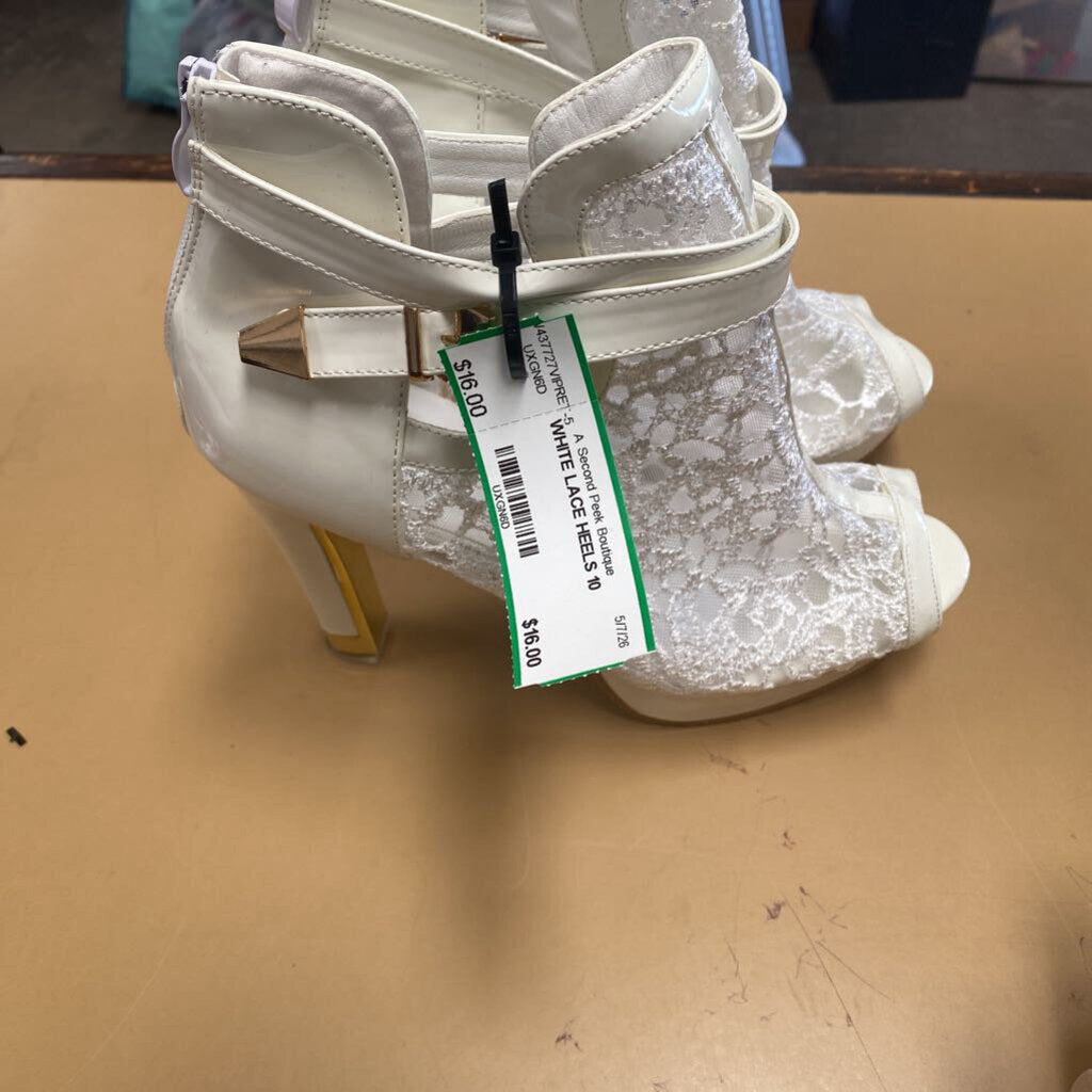 WHITE LACE HEELS 10