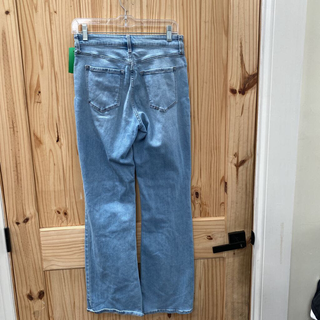 WOMENS OLD NAVY LT DENIM WOW FLARE JEANS 4