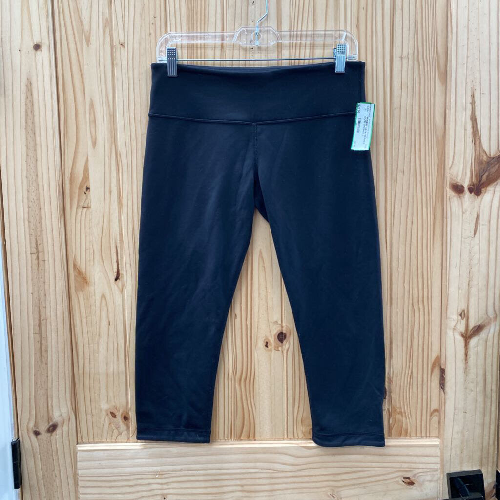 WOMENS LULULEMON BLK CAPRI LEGGINGS 8