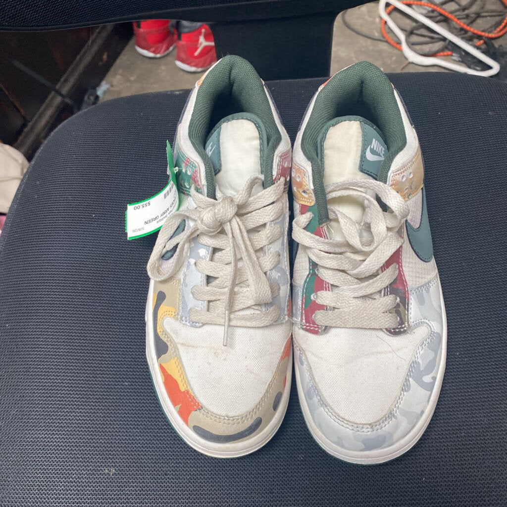 NIKE SHOES ARMY GREEN CAMO 7