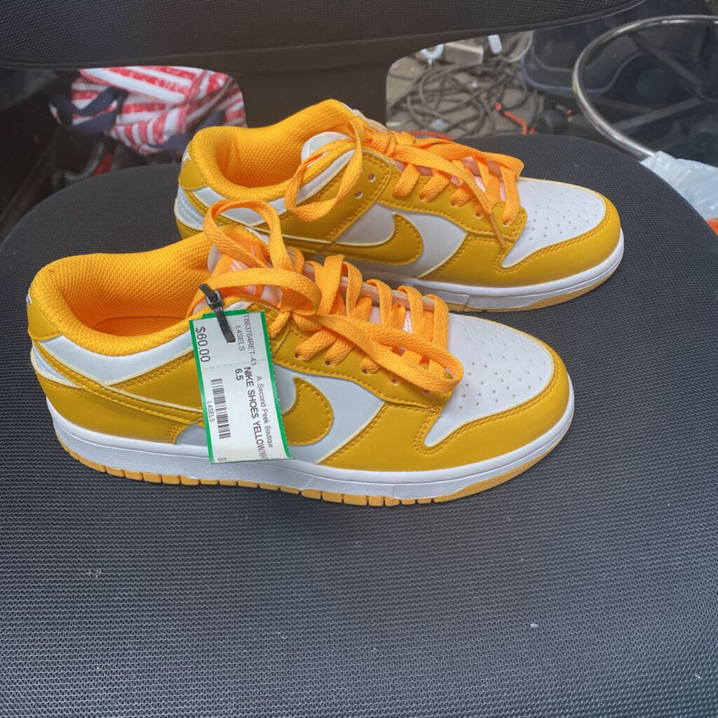 NIKE SHOES YELLOW/WHITE 6.5