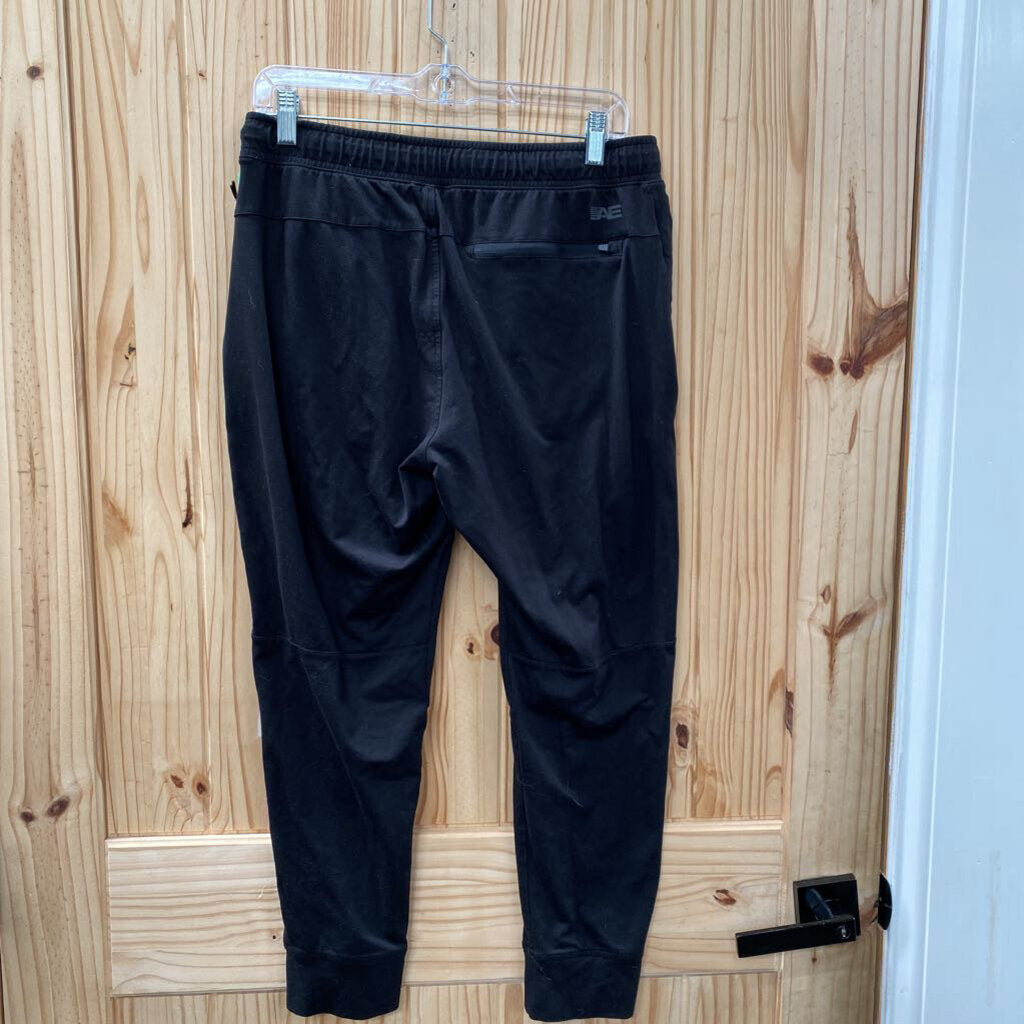 MENS AMERICAN EAGLE BLK PANTS M