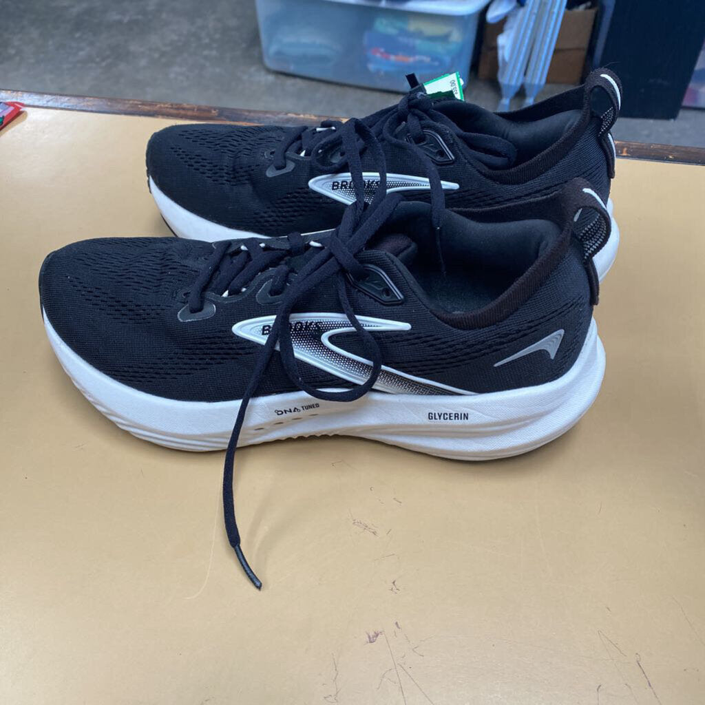 WOMENS BROOKS BLK/WHITE 8.5