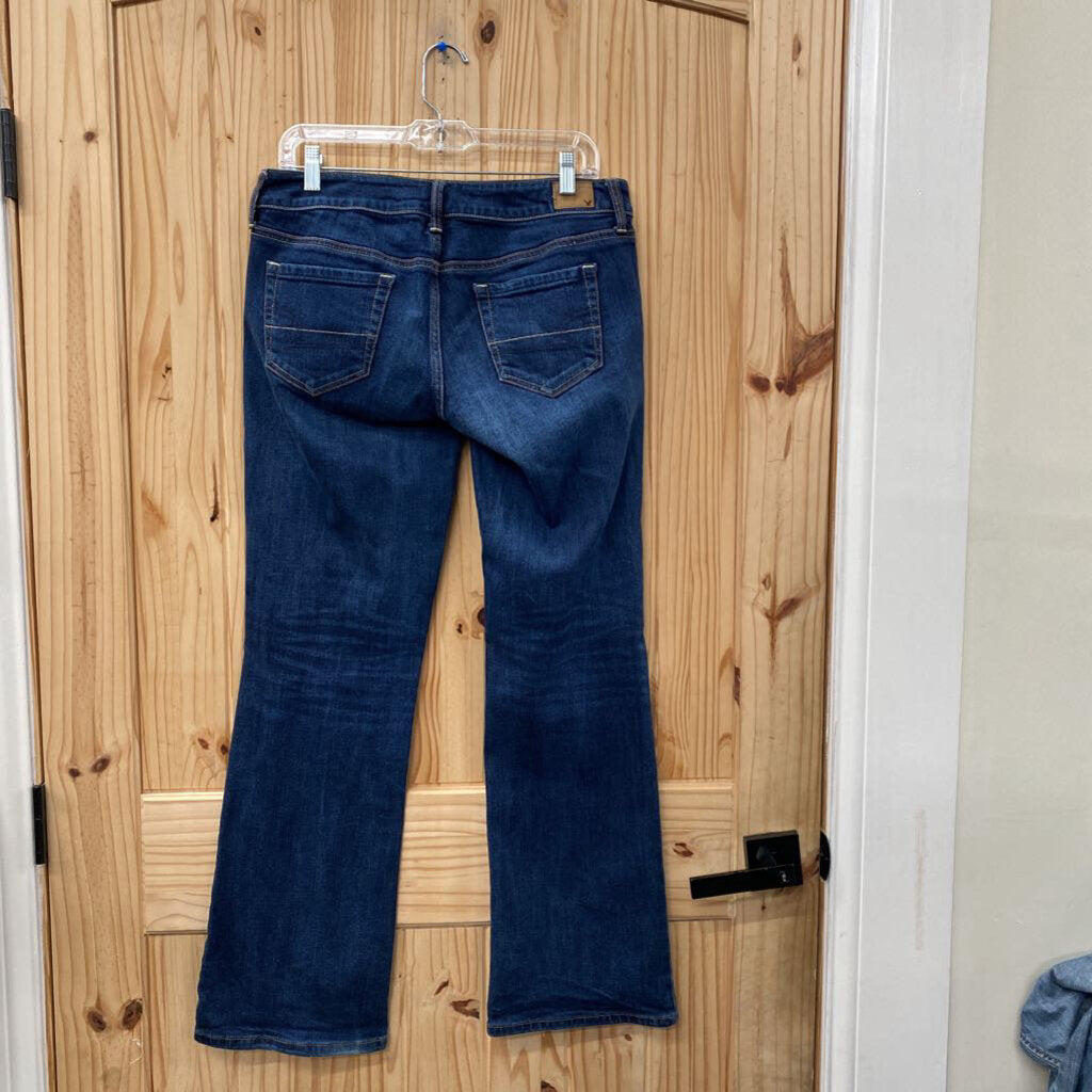 WOMENS AMERICAN EAGLE DK DENIM JEANS 8