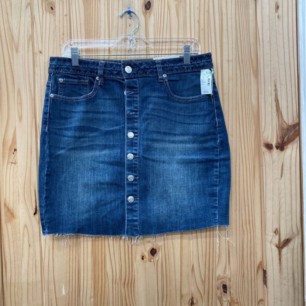 WOMENS MAURICES DENIM SKIRT 9/10 NWT