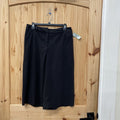 WOMENS WORTHINGTON BLK CAPRIS 10