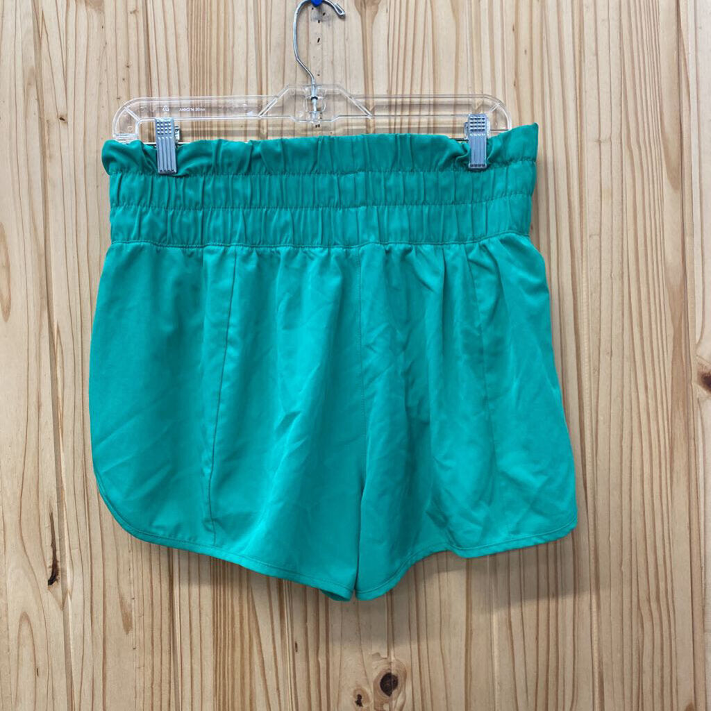 WOMENS AVIA GREEN SHORTS M