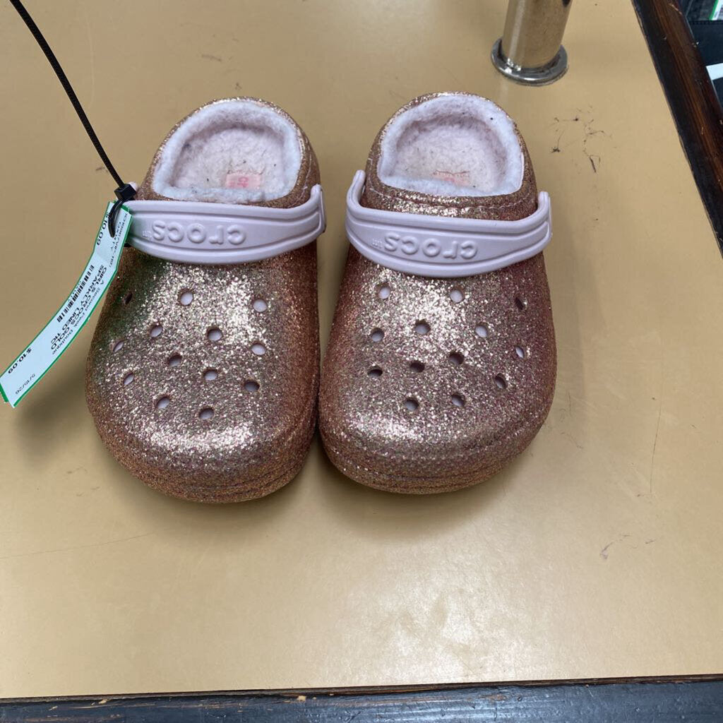 GIRLS CROCS GOLD SPARKLY LINED 11C
