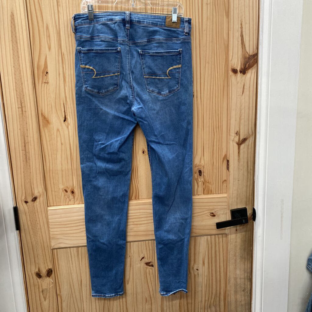 WOMENS AMERICAN EAGLE DENIM JEANS 12 LONG