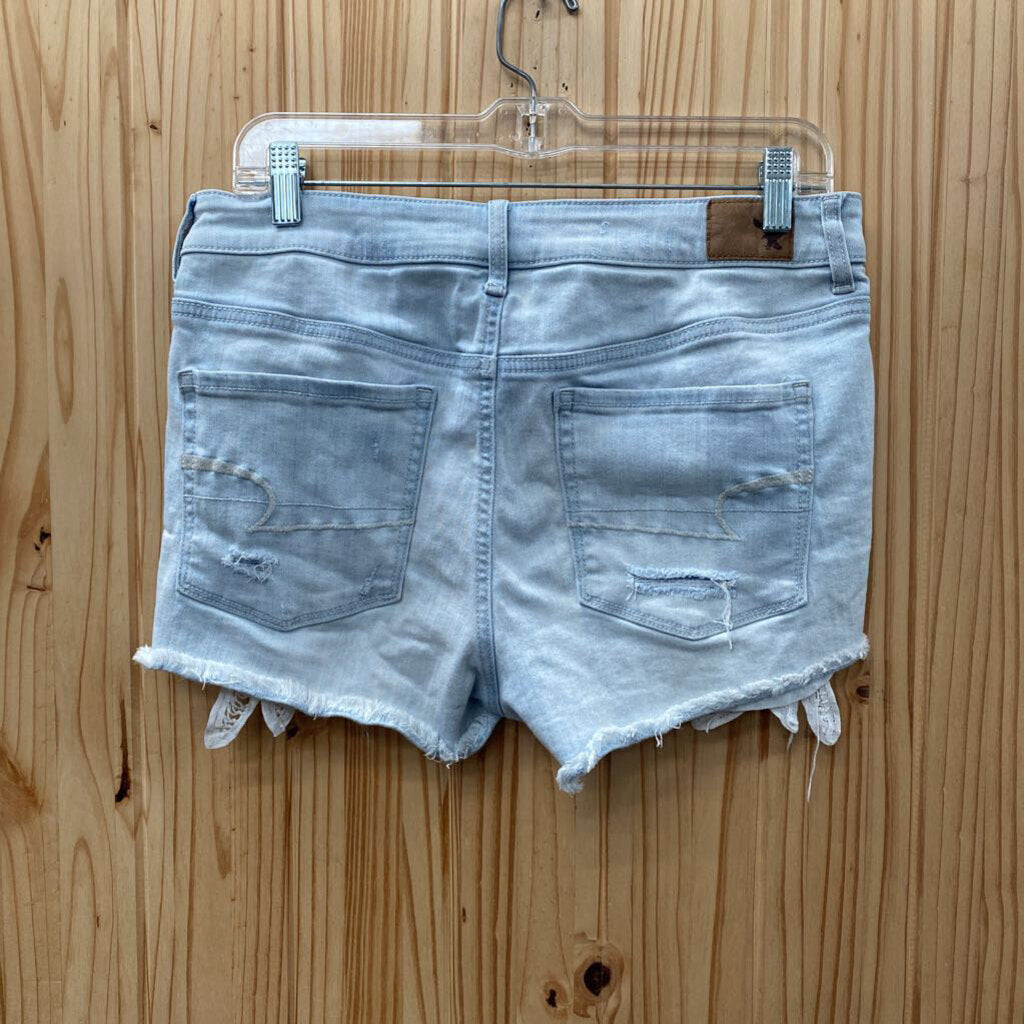 WOMENS AMERICAN EAGLE LT DENIM DIST. SHORTS 12