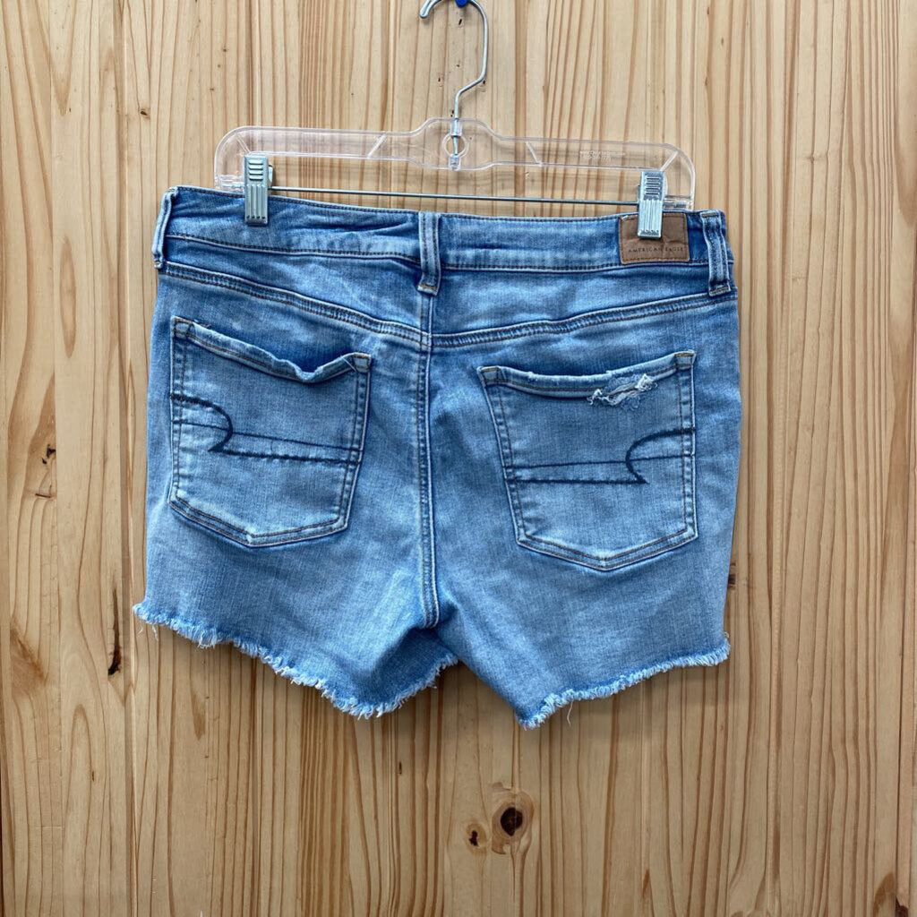 WOMENS AMERICAN EAGLE DENIM DIST. SHORTS 12