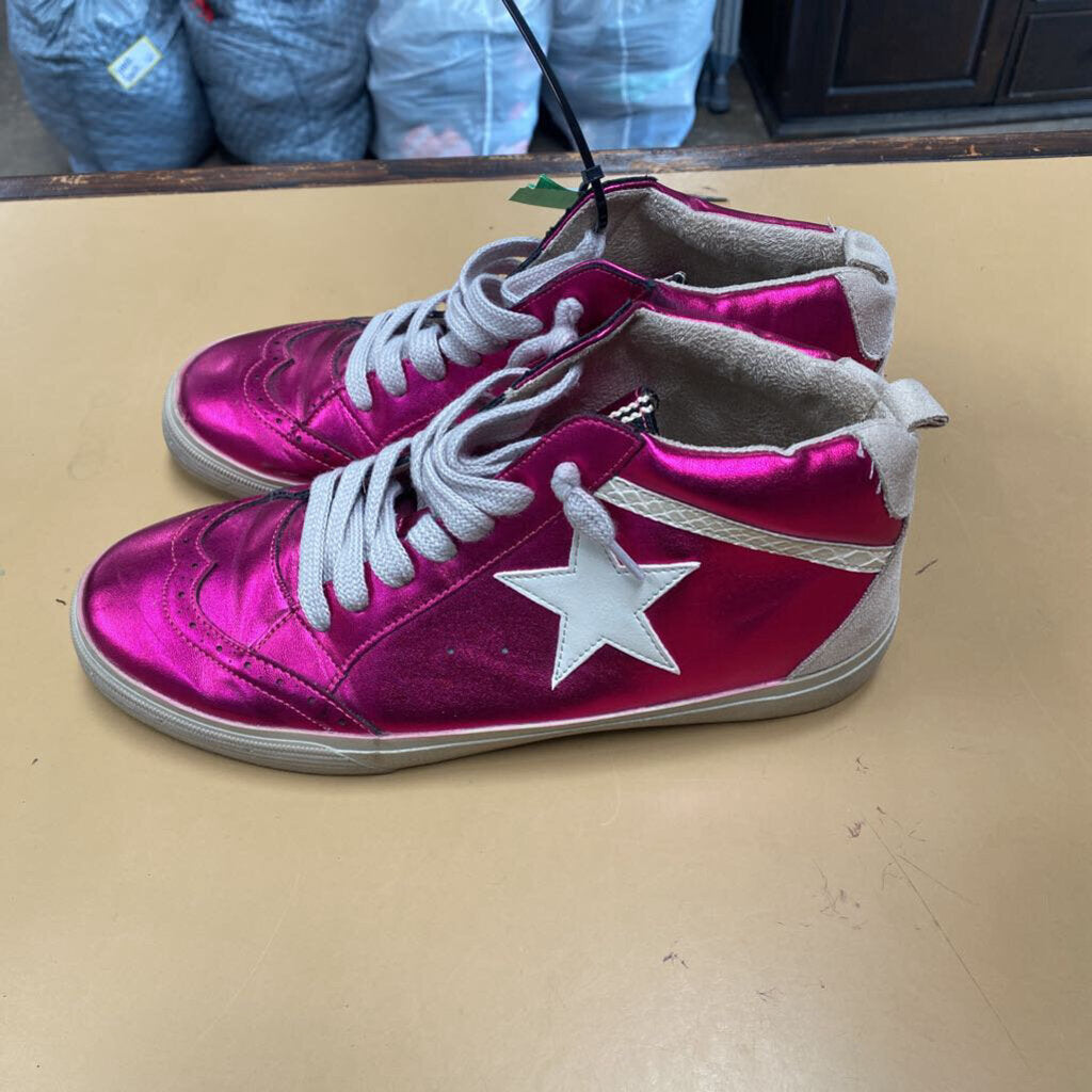 WOMENS BRIGHT PINK SHOES W/STAR 11
