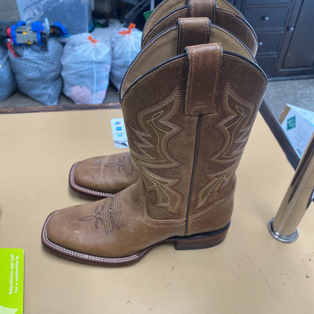 WOMENS SHYANNE LT TAN BOOTS 6B