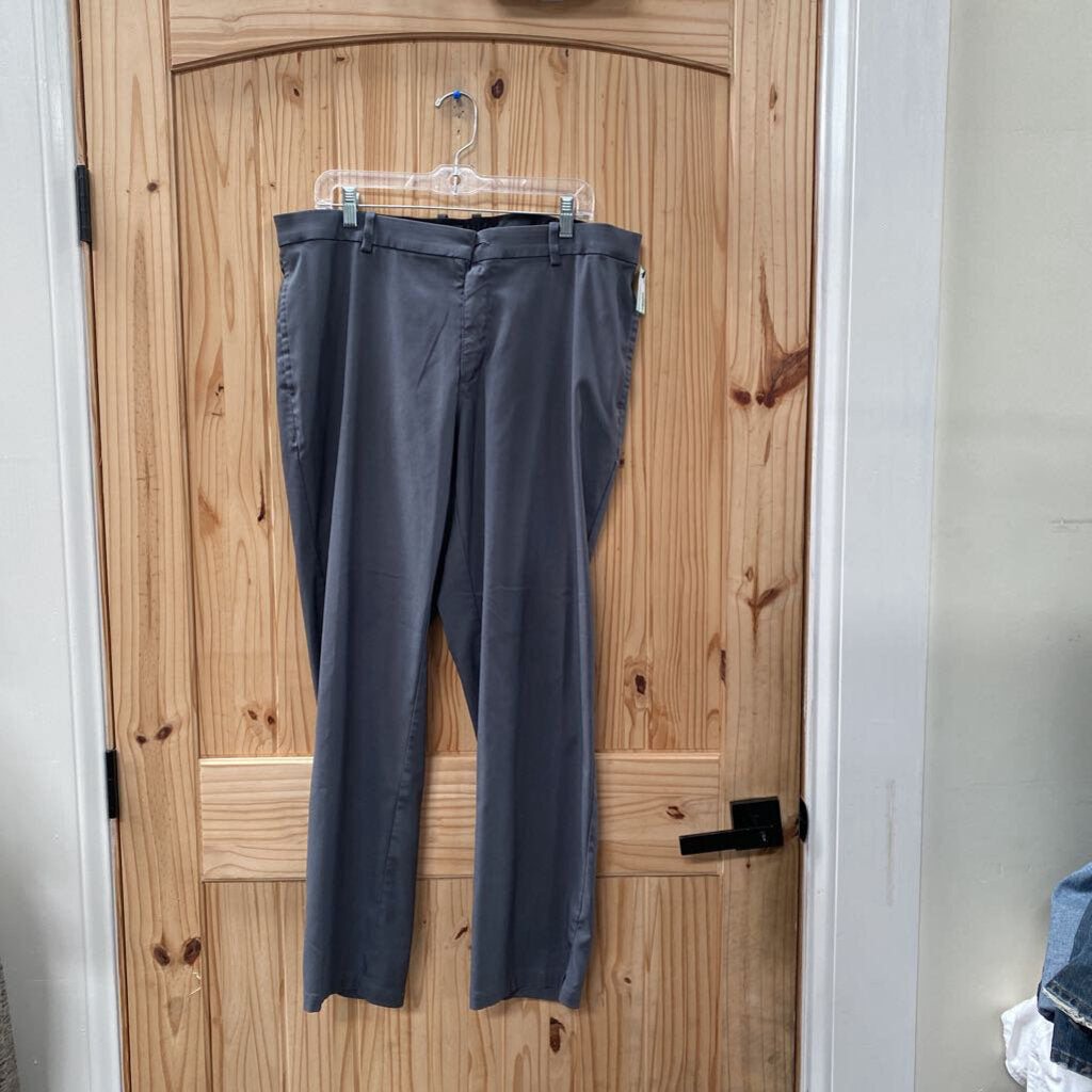 MENS NIKE DRI-FIT DK GREY PANTS 38X30