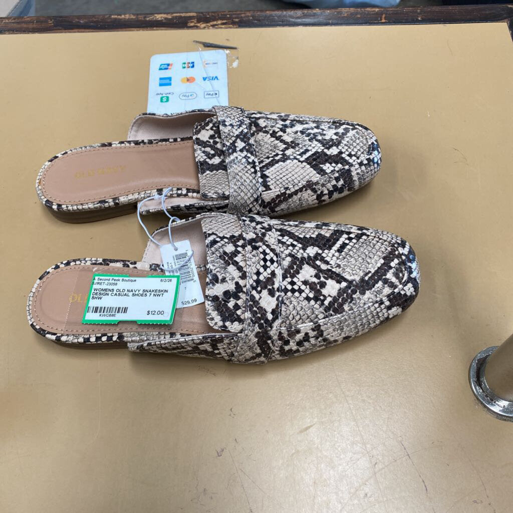 WOMENS OLD NAVY SNAKESKIN DESIGN CASUAL SHOES 7 NWT