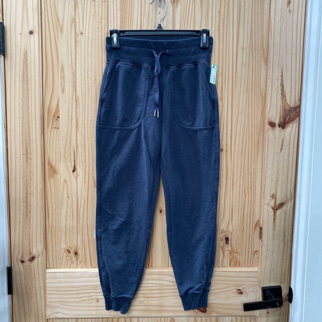 WOMENS LULULEMON NAVY BLUE PANTS 2