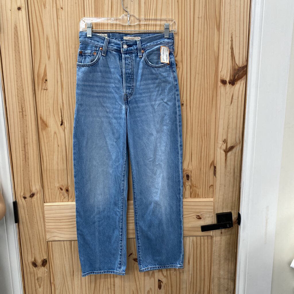 WOMENS LEVIS DENIM JEANS 26