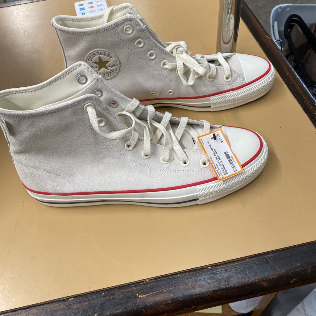 CHUCK TAYLOR PRO MENS 10 WOMENS 12 NEW