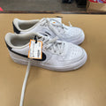 NIEK AIR FORCE 1 5 1/2 YOUTH