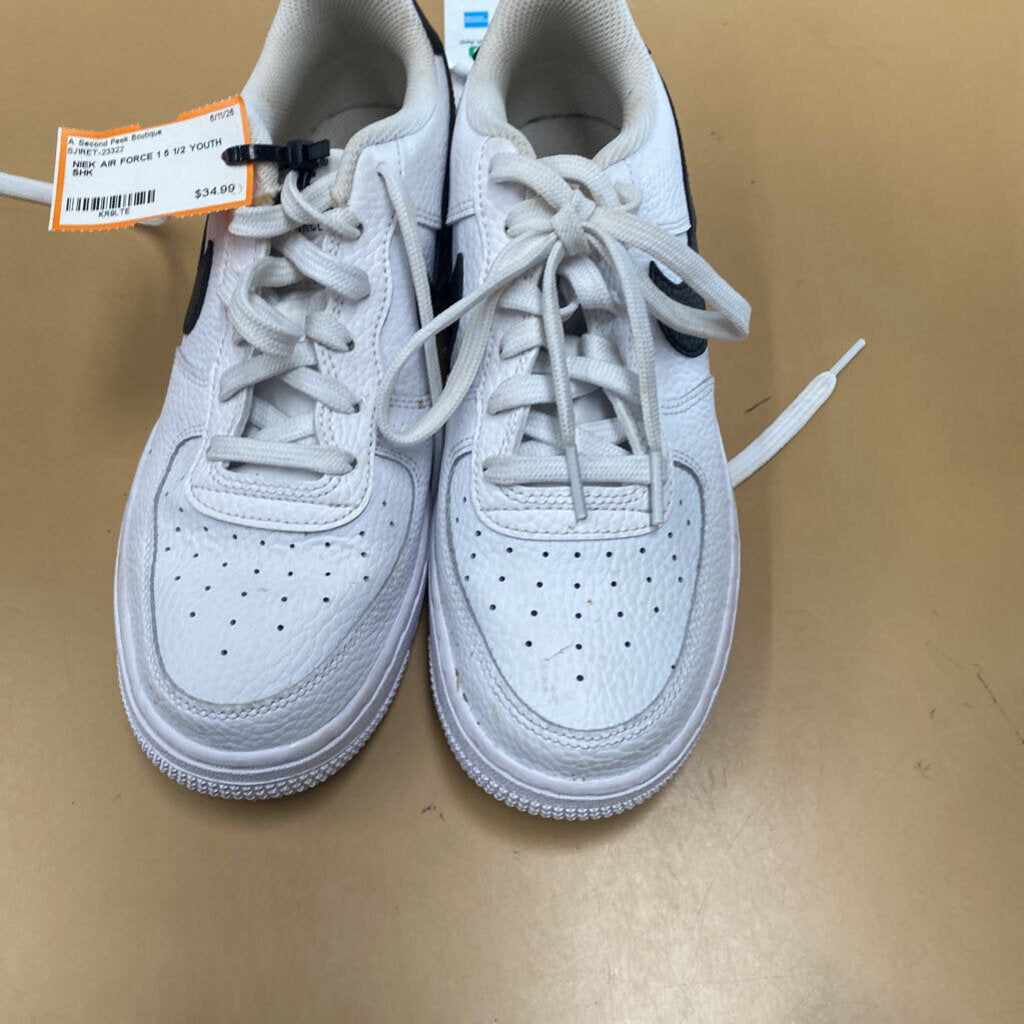 NIEK AIR FORCE 1 5 1/2 YOUTH