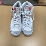 NIKE HIGH TOP SHOES WHITE 5 1/2 YOUTH