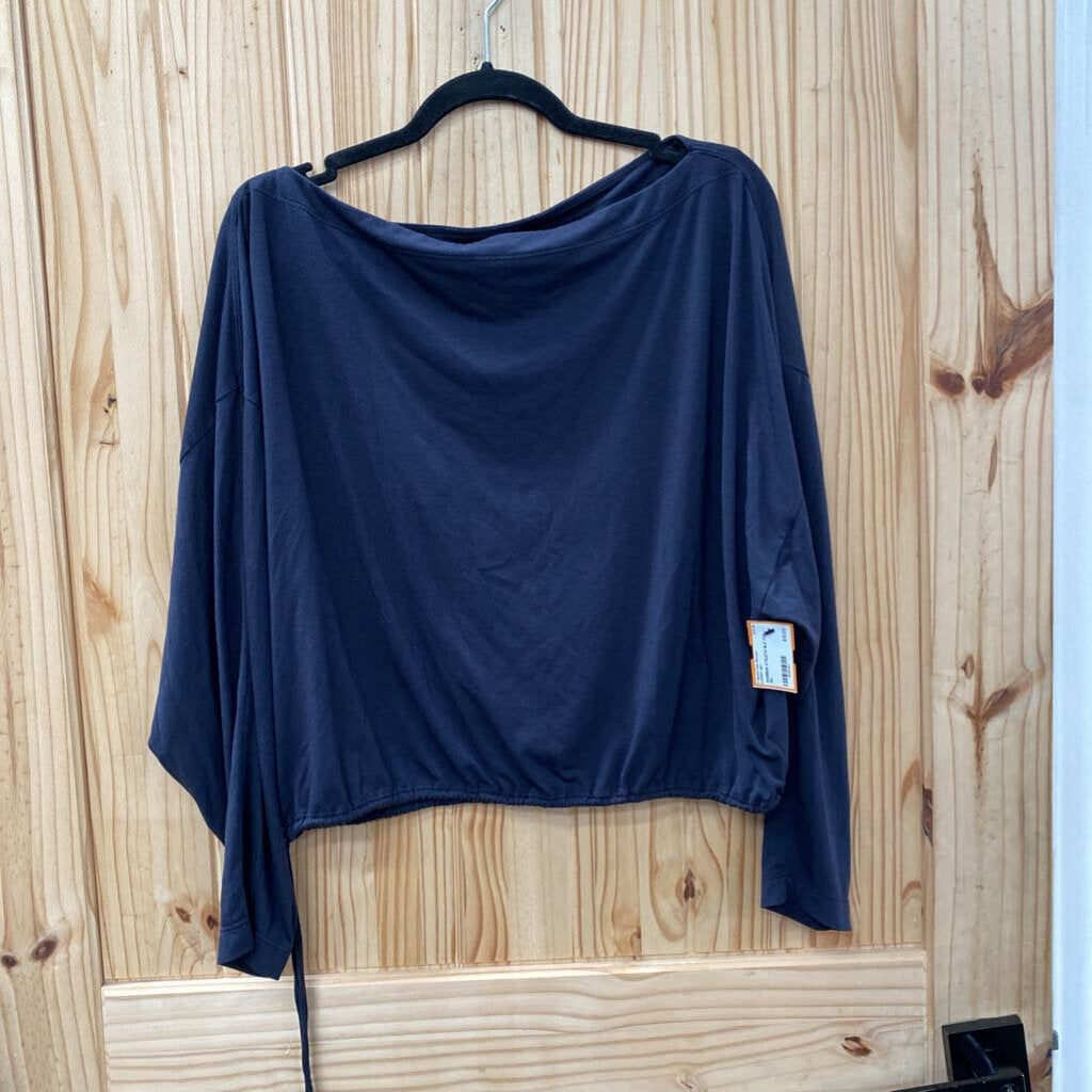 WOMENS ATHLETA BLK TOP L