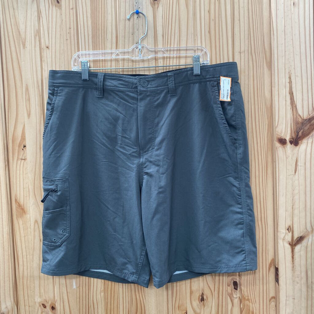MENS REALTREE GREY SHORTS L