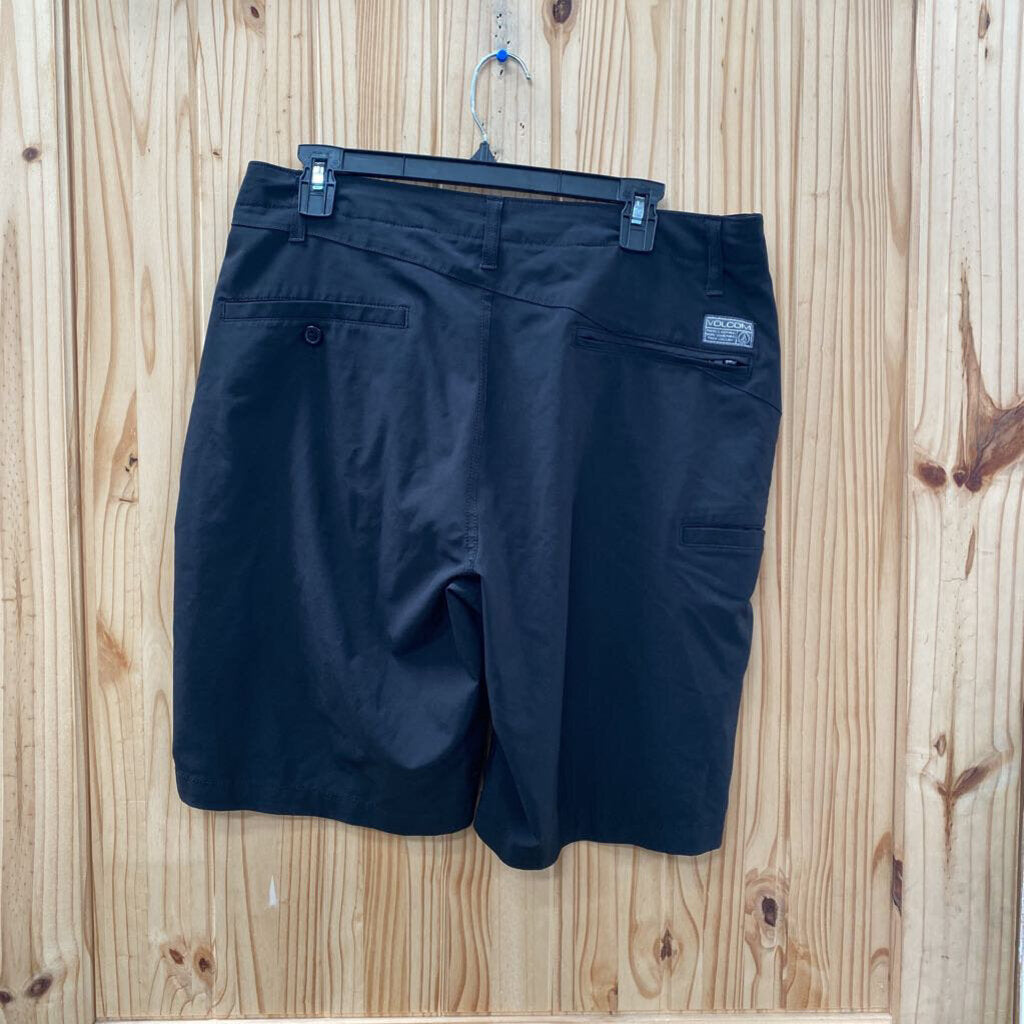 MENS VOLCOM BLK SHORTS 33
