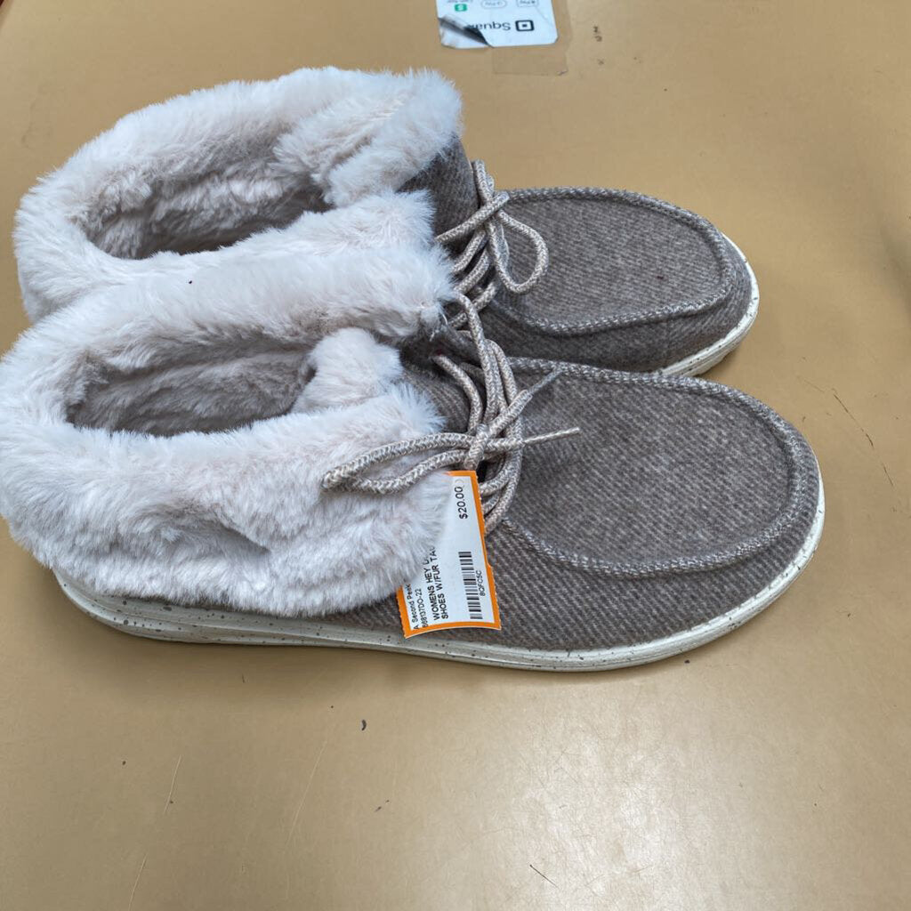 WOMENS HEY DUDES BOOT SHOES W/FUR TAUPE 11