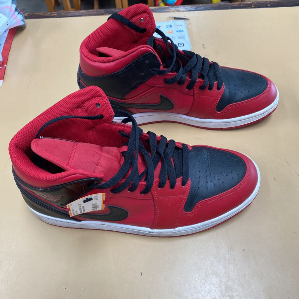 MENS JORDAN HIGH TOP RED/BLK 10
