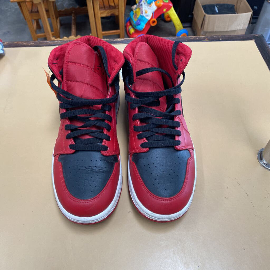 MENS JORDAN HIGH TOP RED/BLK 10