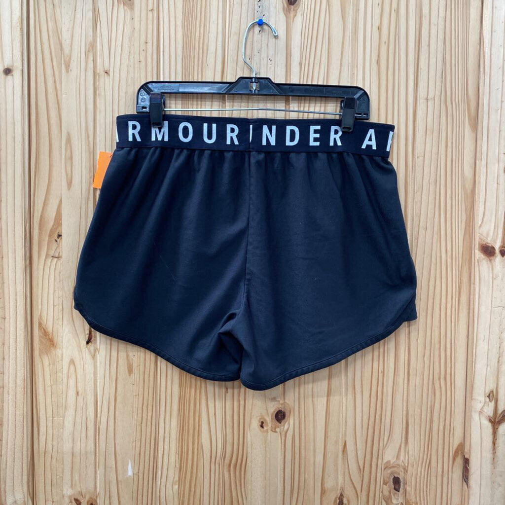 WOMENS UNDER ARMOUR BLK/WHITE SHORTS XL